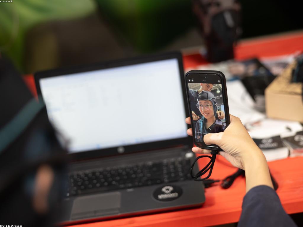 ព័ត៌មានហ្គេម: ការវិវត្តន៍និងឥទ្ធិពលលើសង្គម