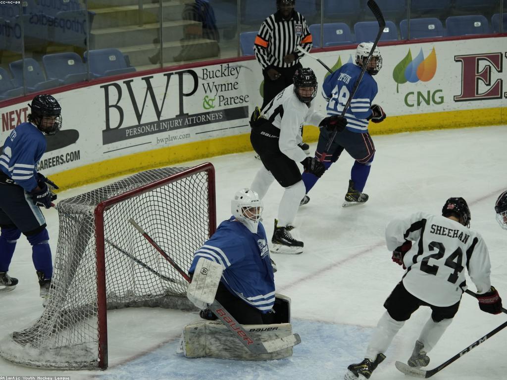 ការប្រកួតជាក់ស្តែងនិងការលូតលាស់ផ្ទាល់ខ្លួន